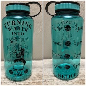 Breastfeeding Mermaid Water Intake Bottle